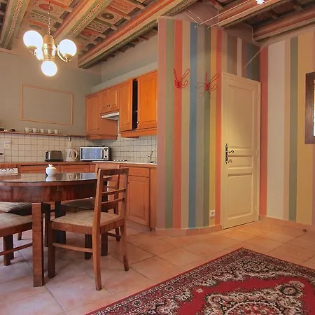 Vlasska House At The 3 Swallows Appartamento Praga